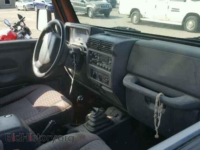 2000 JEEP WRANGLER - VIN: 1J4FA29P9YP793542 - Фото 5