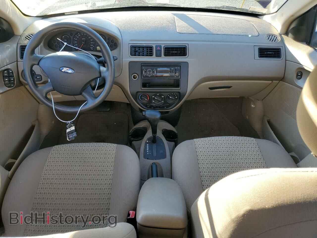 2007 FORD FOCUS - VIN: 1FAHP34N17W307101 - Фото 8