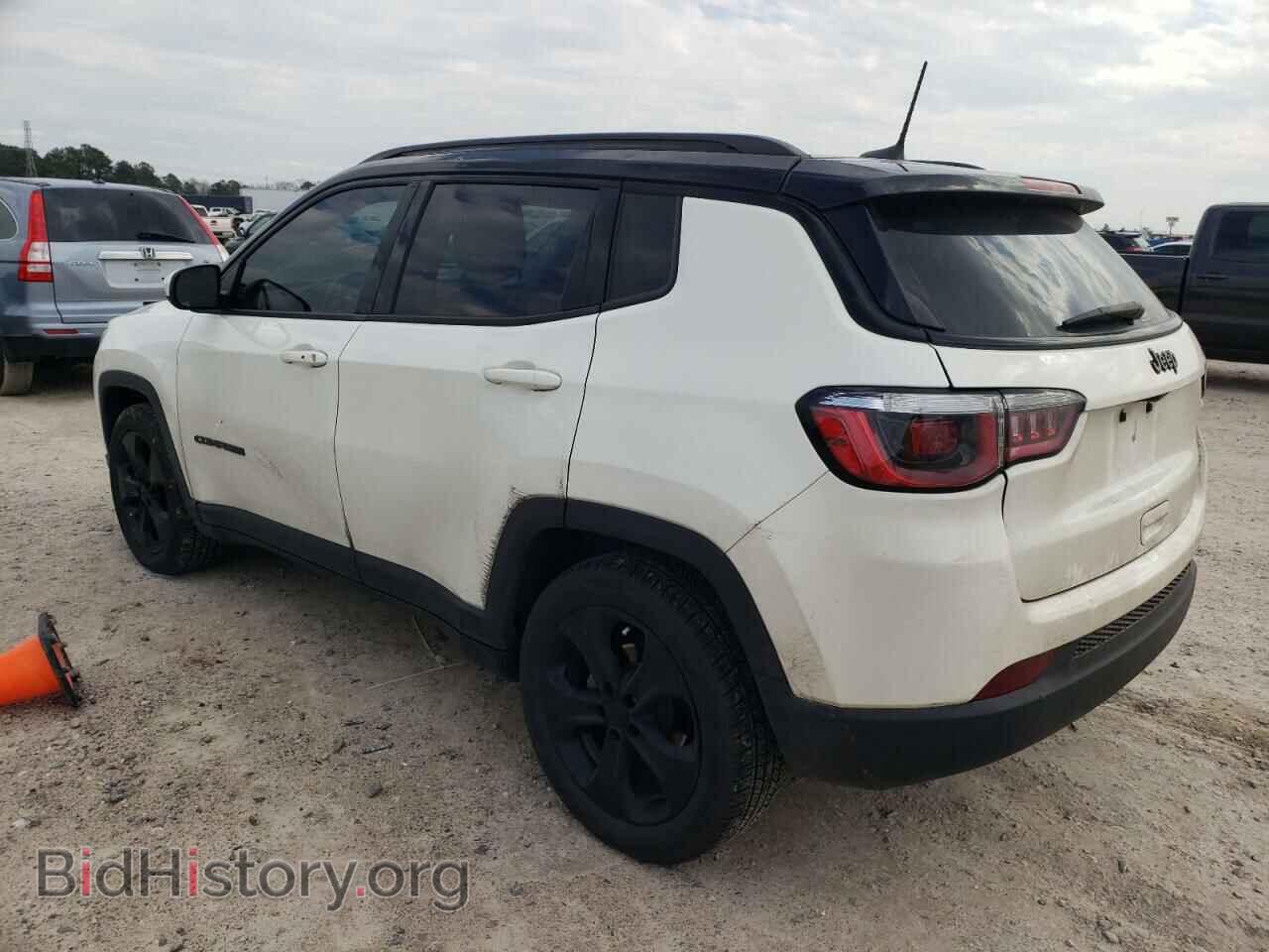 2020 JEEP COMPASS - VIN: 3C4NJCBB2LT141677 - Фото 2