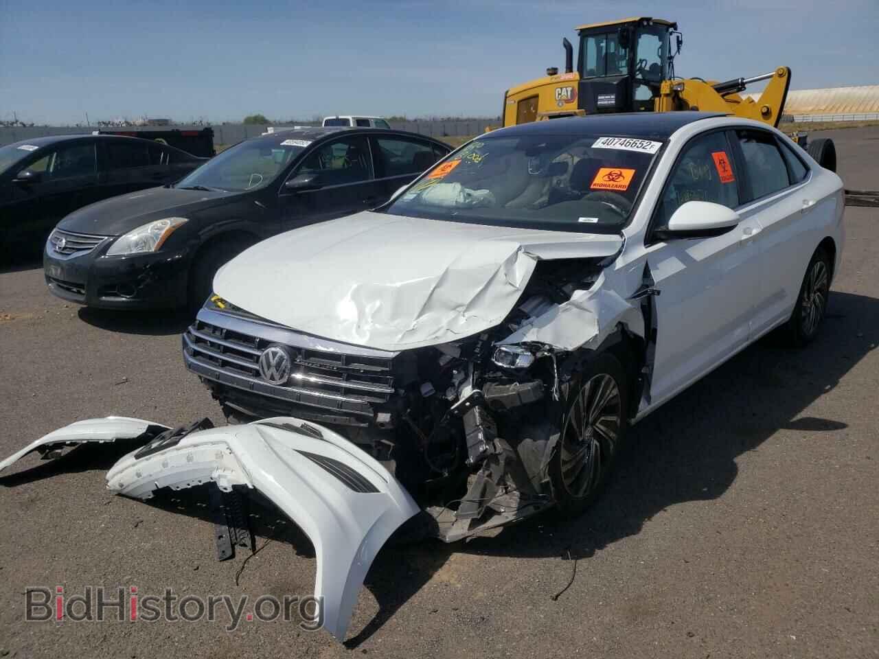 2020 VOLKSWAGEN JETTA - VIN: 3VWEB7BU8LM073768 - Фото 2