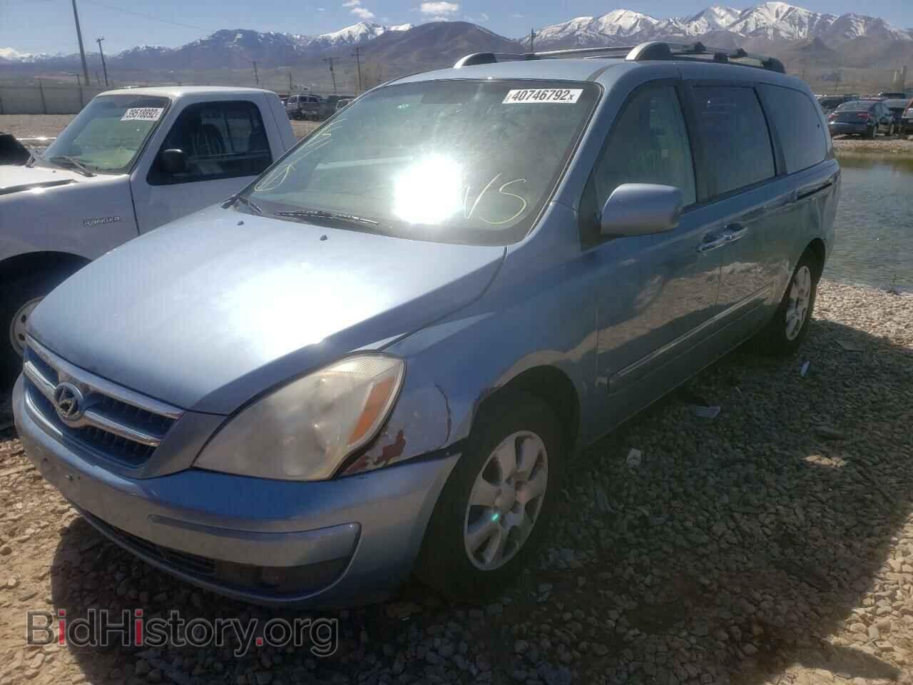 2007 HYUNDAI ENTOURAGE - VIN: KNDMC233976038943 - Фото 2