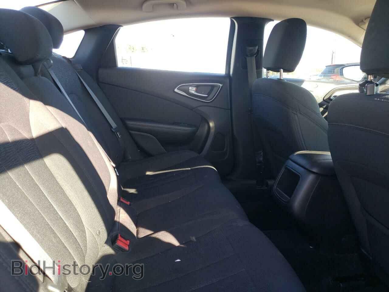 2016 CHRYSLER 200 - VIN: 1C3CCCFB5GN156390 - Фото 10
