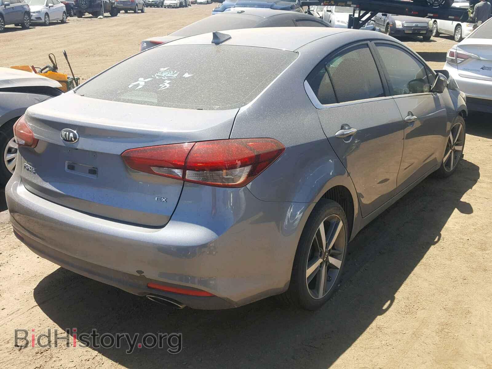 2017 KIA FORTE EX - VIN: 3KPFL4A80HE044242 - Фото 4