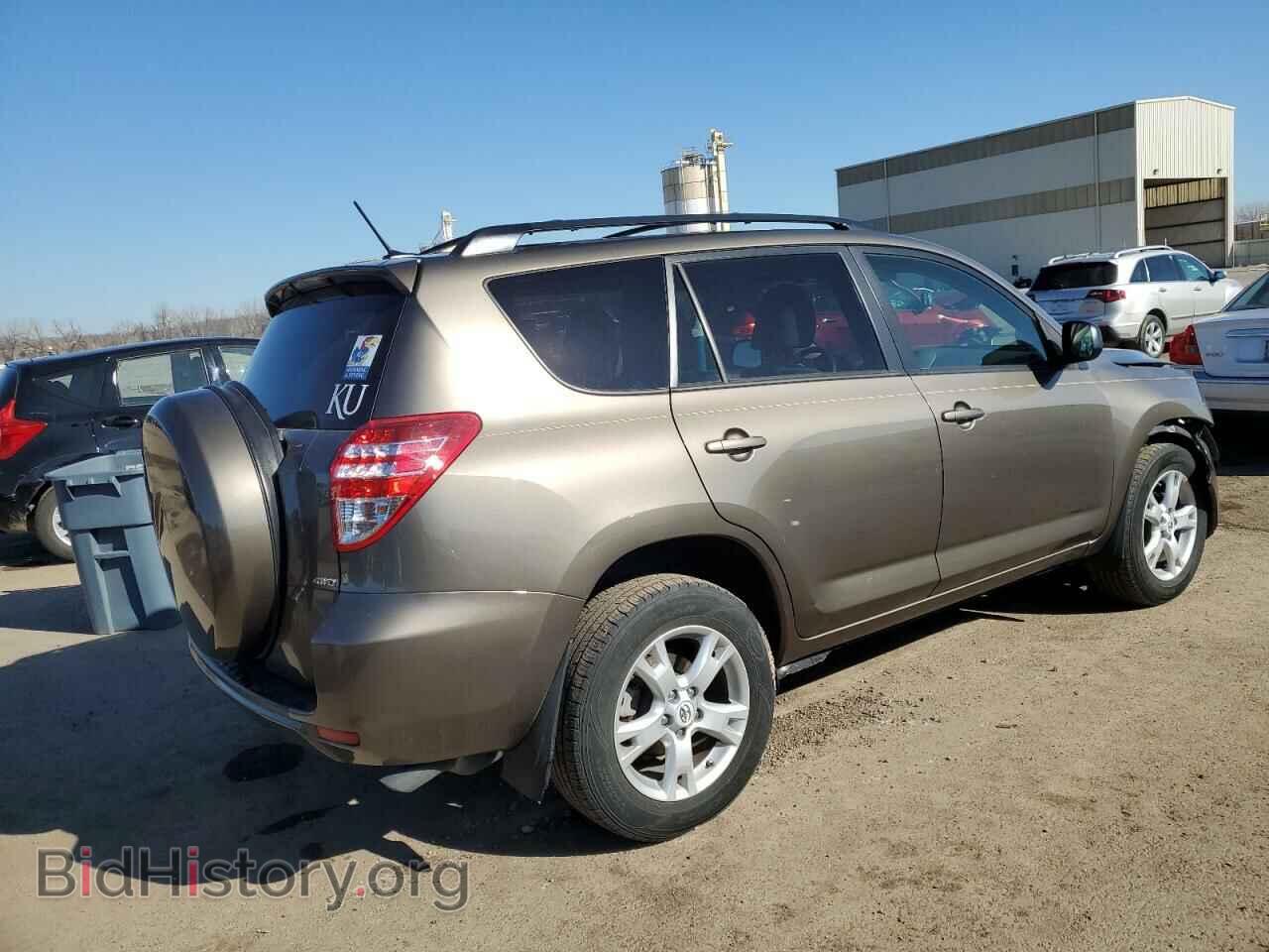 2011 TOYOTA RAV4 - VIN: 2T3BF4DV5BW176674 - Фото 3
