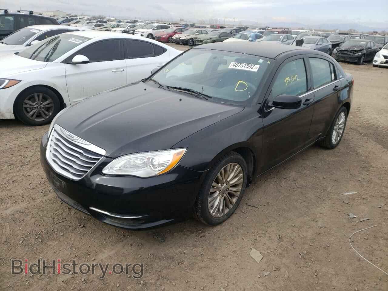 2012 CHRYSLER 200 - VIN: 1C3CCBAB9CN262191 - Photo 2