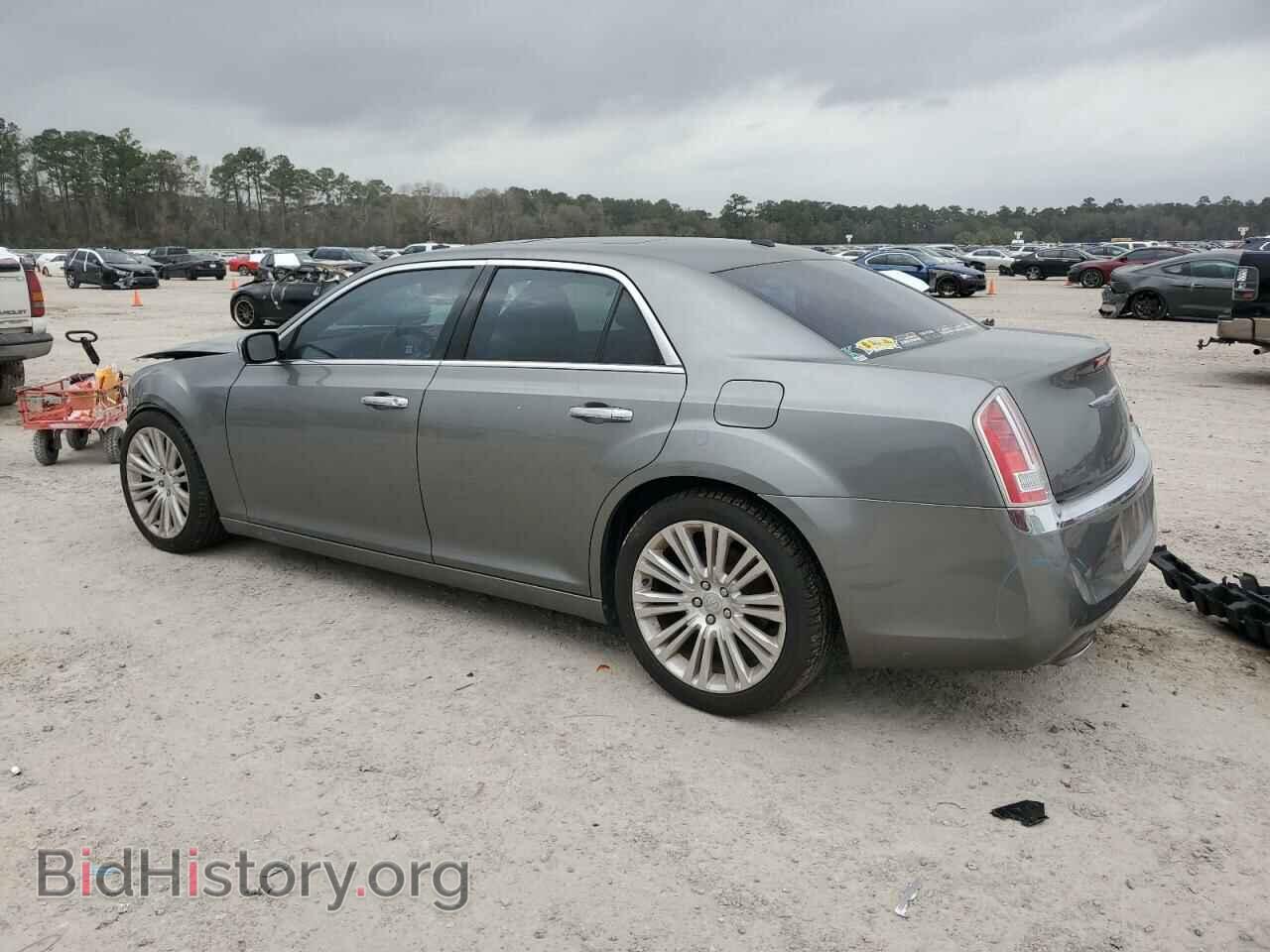 2012 CHRYSLER 300 - VIN: 2C3CCAET3CH274312 - Photo 2
