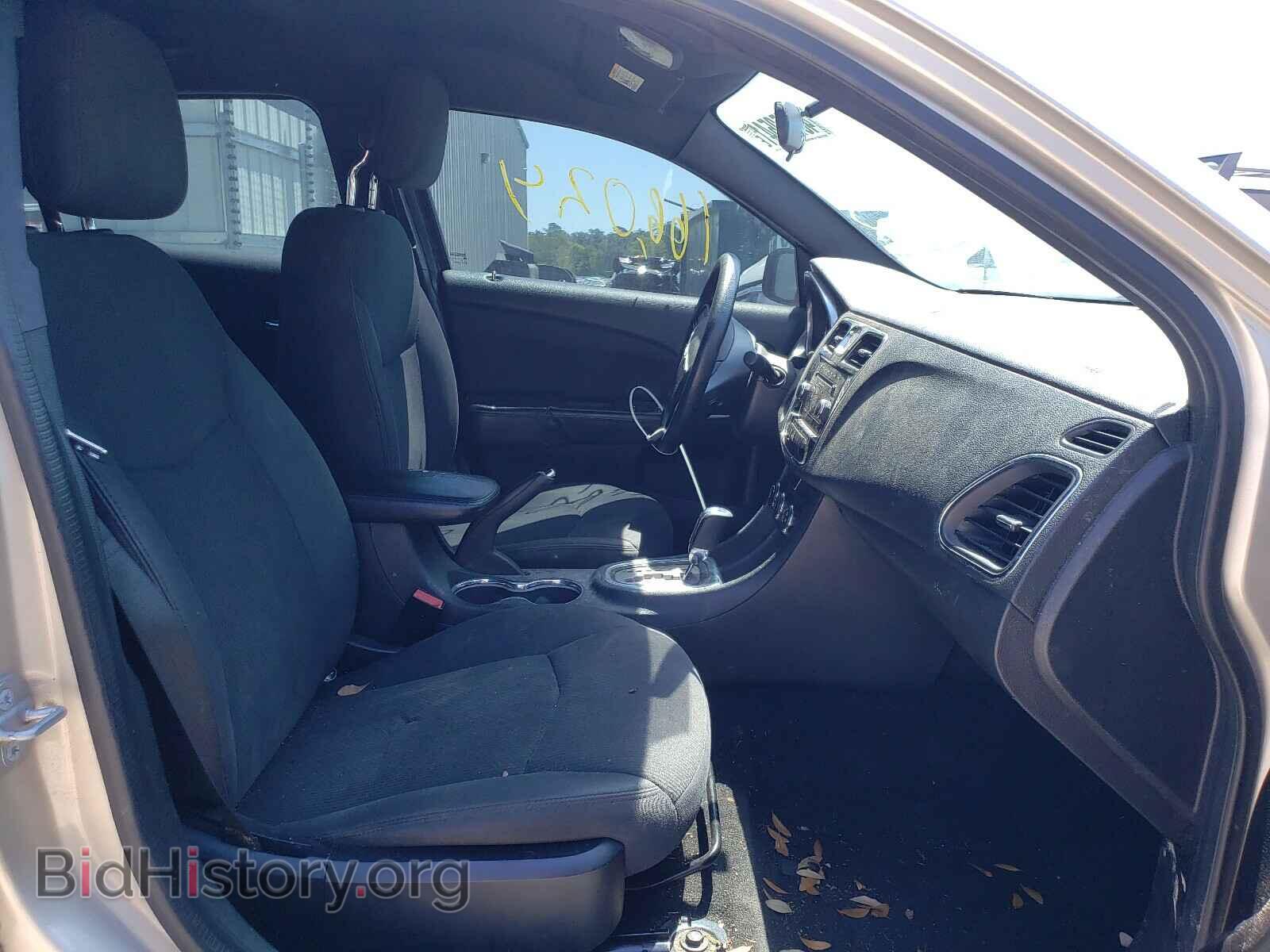 2014 CHRYSLER 200 - VIN: 1C3CCBAB4EN205903 - Фото 5