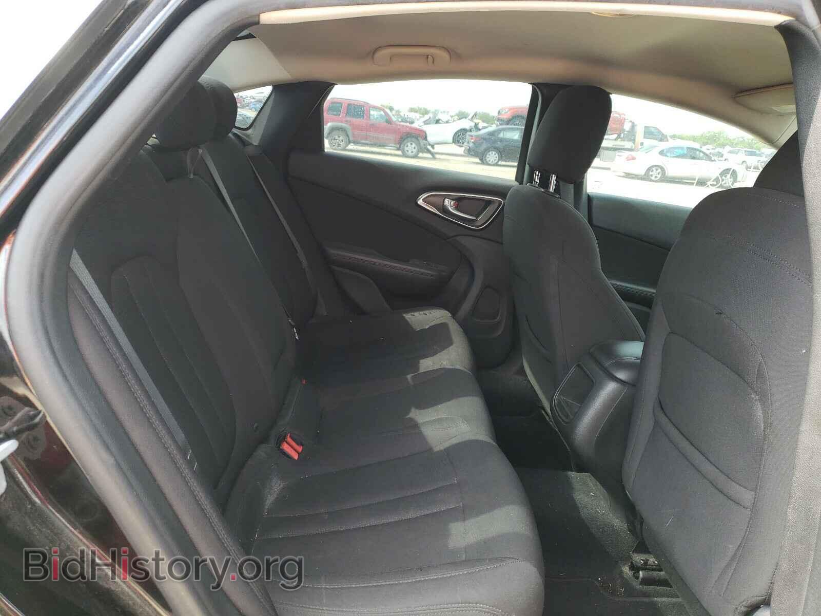 2015 CHRYSLER 200 - VIN: 1C3CCCAB0FN594725 - Фото 6