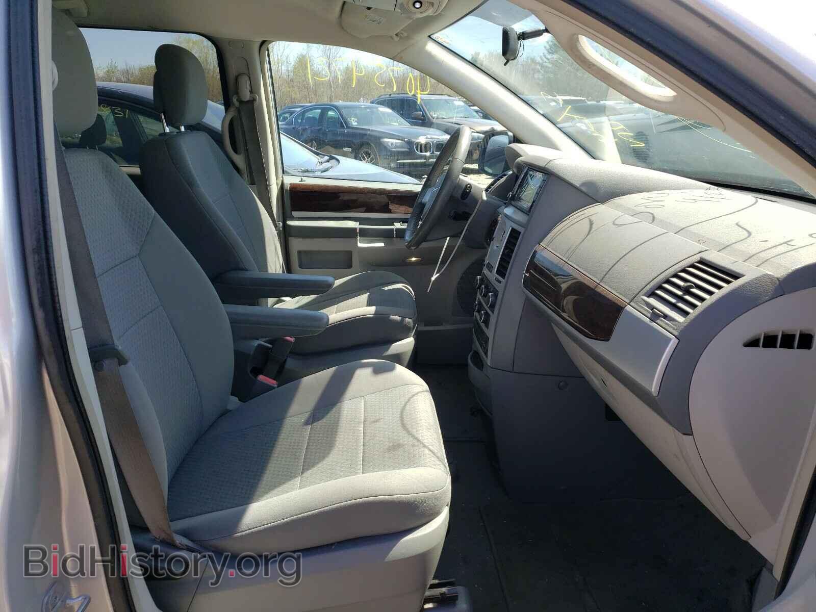 2010 CHRYSLER MINIVAN - VIN: 2A4RR5D12AR456841 - Фото 5