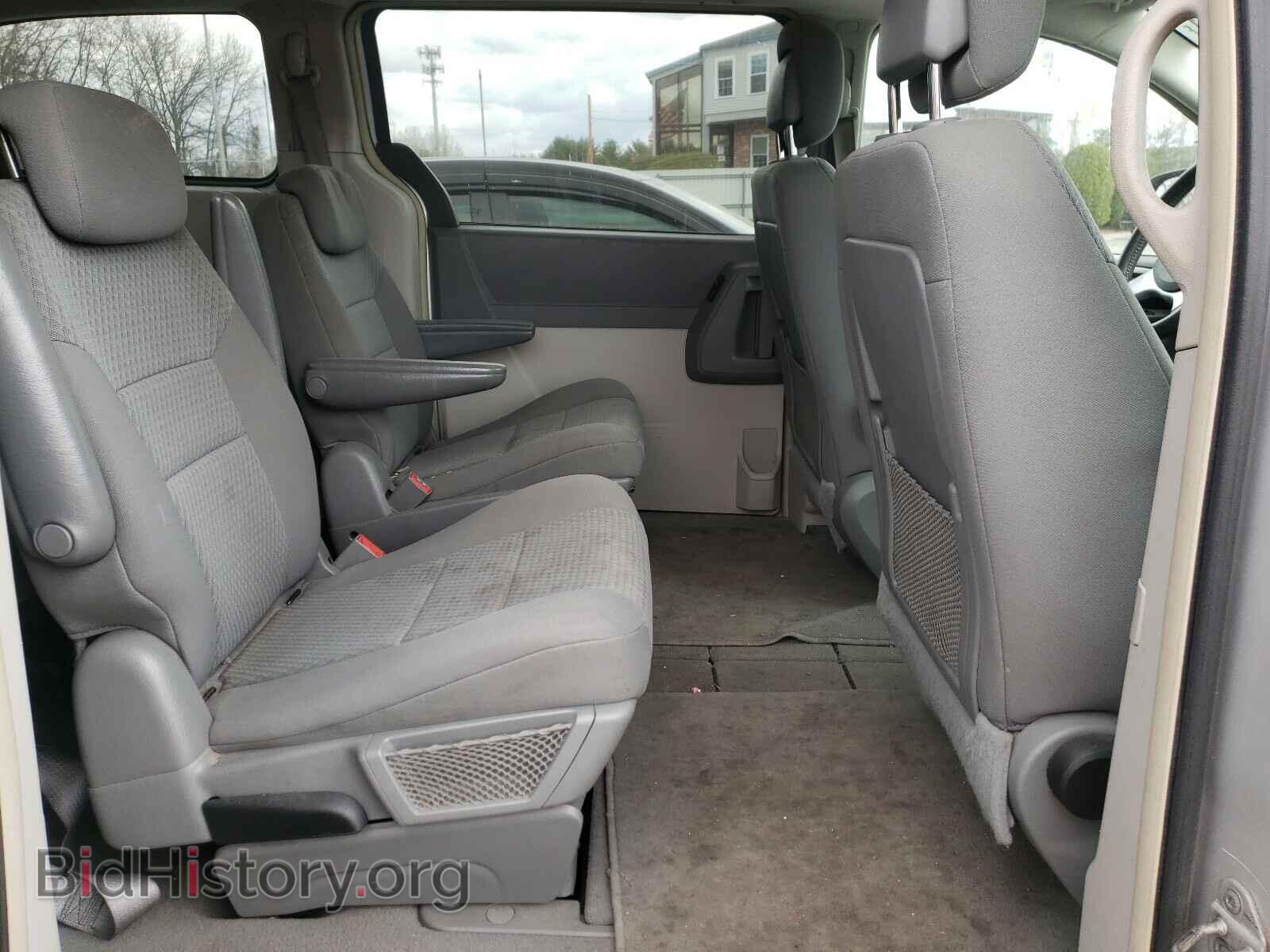 2010 CHRYSLER MINIVAN - VIN: 2A4RR5D12AR456841 - Фото 6