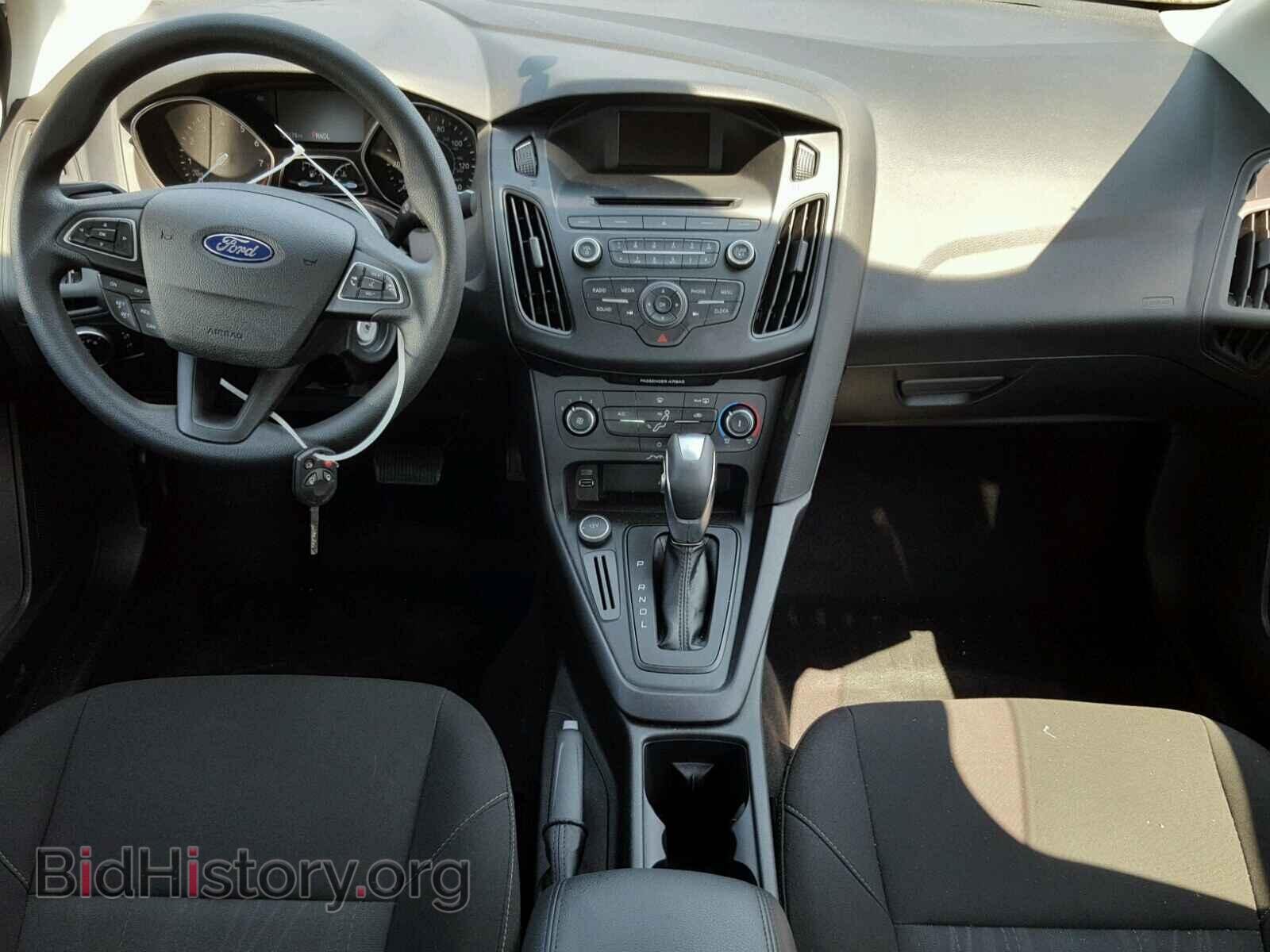 2016 FORD FOCUS - VIN: 1FADP3F2XGL201684 - Photo 9