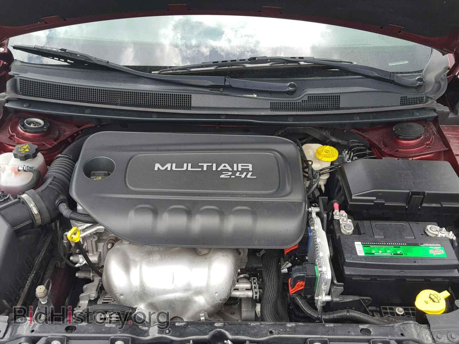 2016 CHRYSLER 200 - VIN: 1C3CCCAB3GN140809 - Фото 7