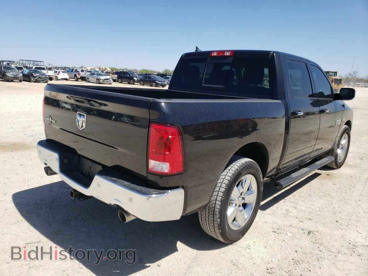 2016 RAM 1500 - VIN: 1C6RR6LT5GS155588 - Фото 4
