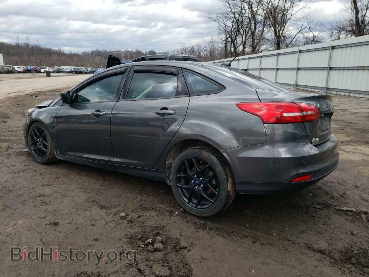2016 FORD FOCUS - VIN: 1FADP3F27GL386485 - Photo 2