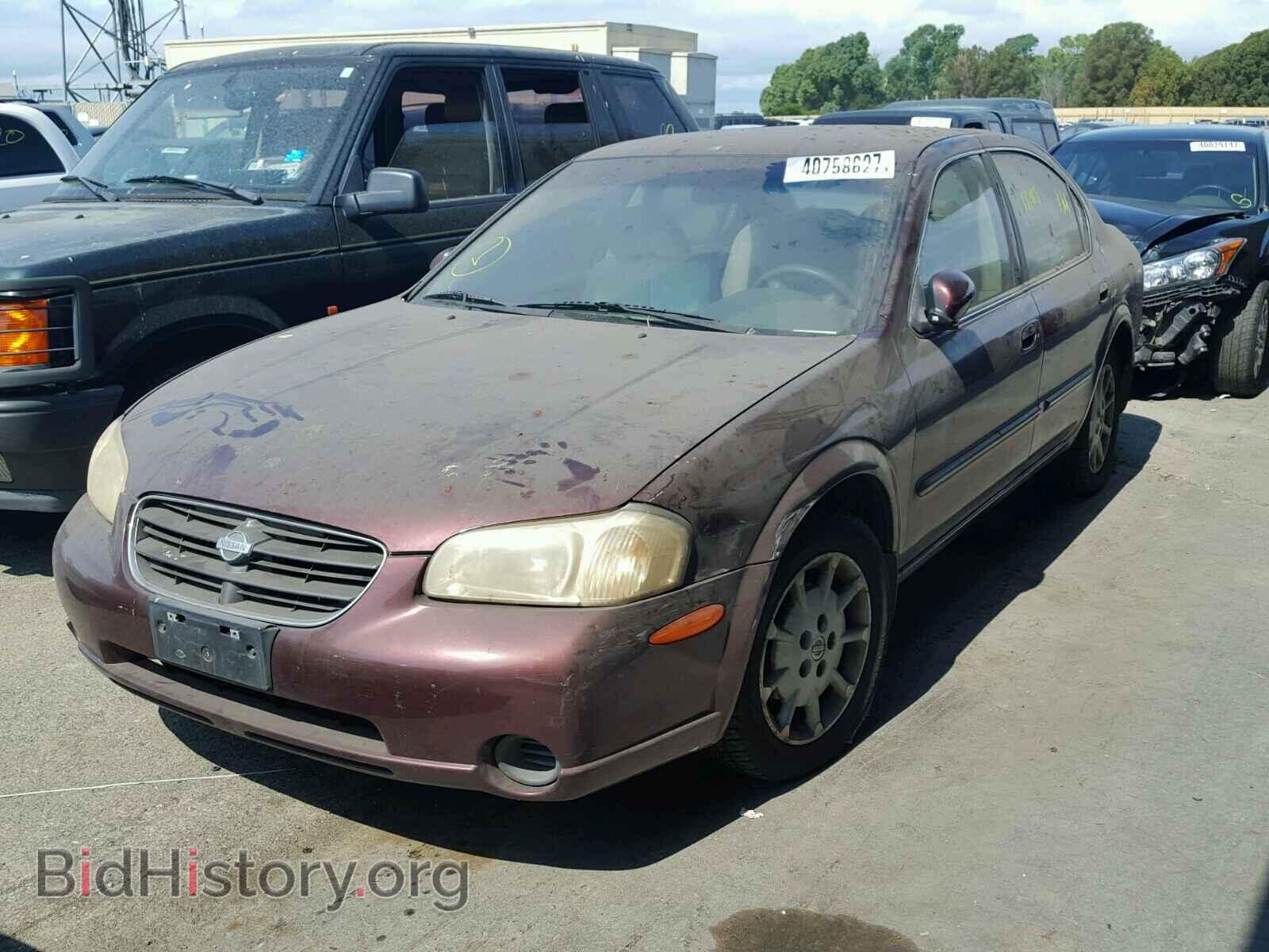 2000 NISSAN MAXIMA - VIN: JN1CA31D3YT757159 - Фото 2