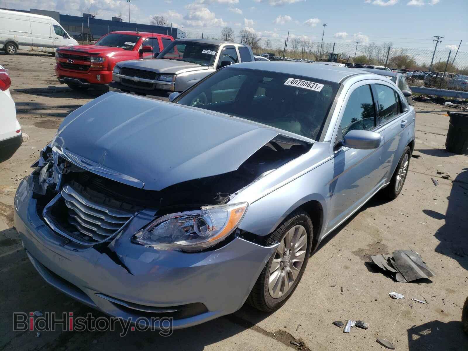 2014 CHRYSLER 200 - VIN: 1C3CCBAB5EN143010 - Фото 2