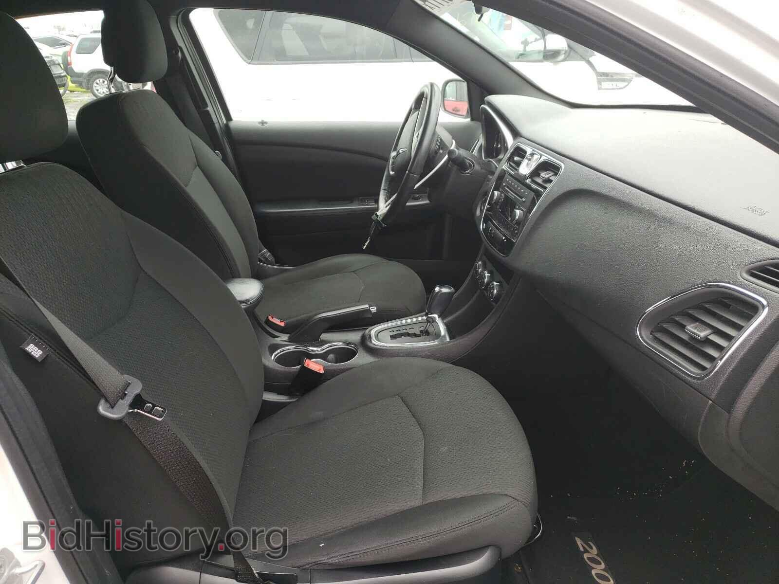 2012 CHRYSLER 200 - VIN: 1C3CCBBB5CN124727 - Фото 5