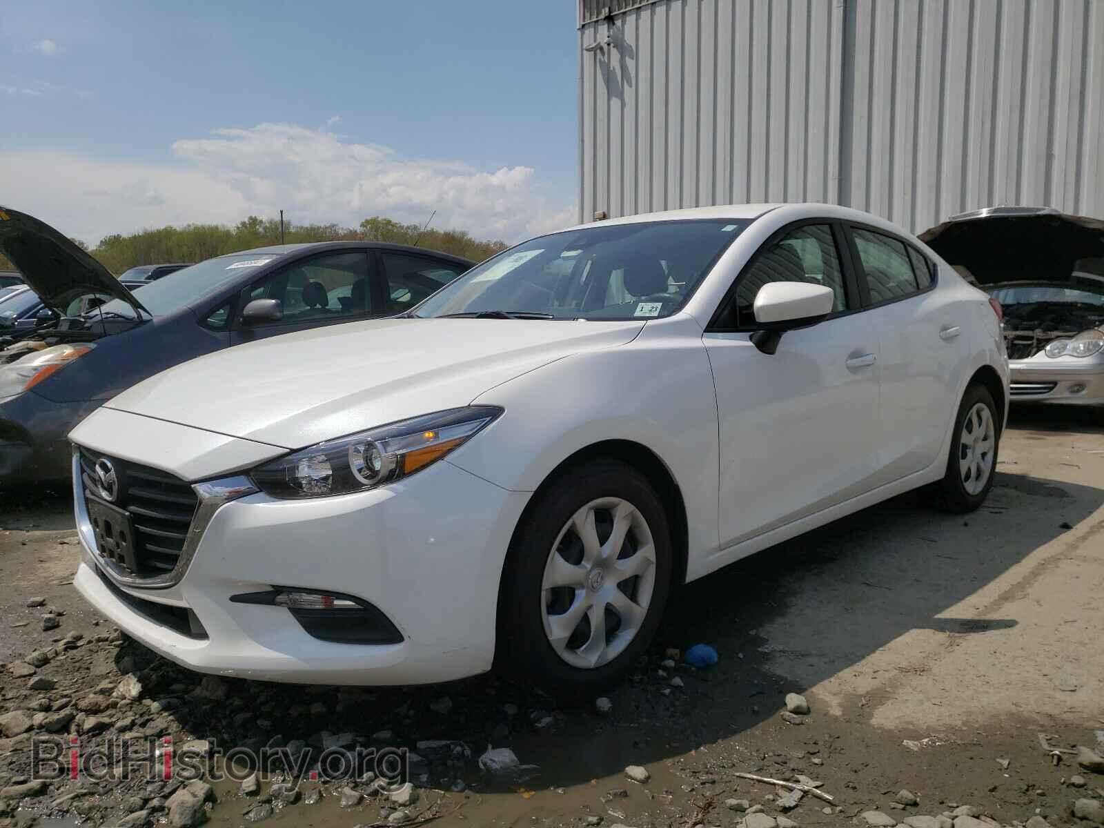 2018 MAZDA 3 - VIN: 3MZBN1U72JM177670 - Фото 2