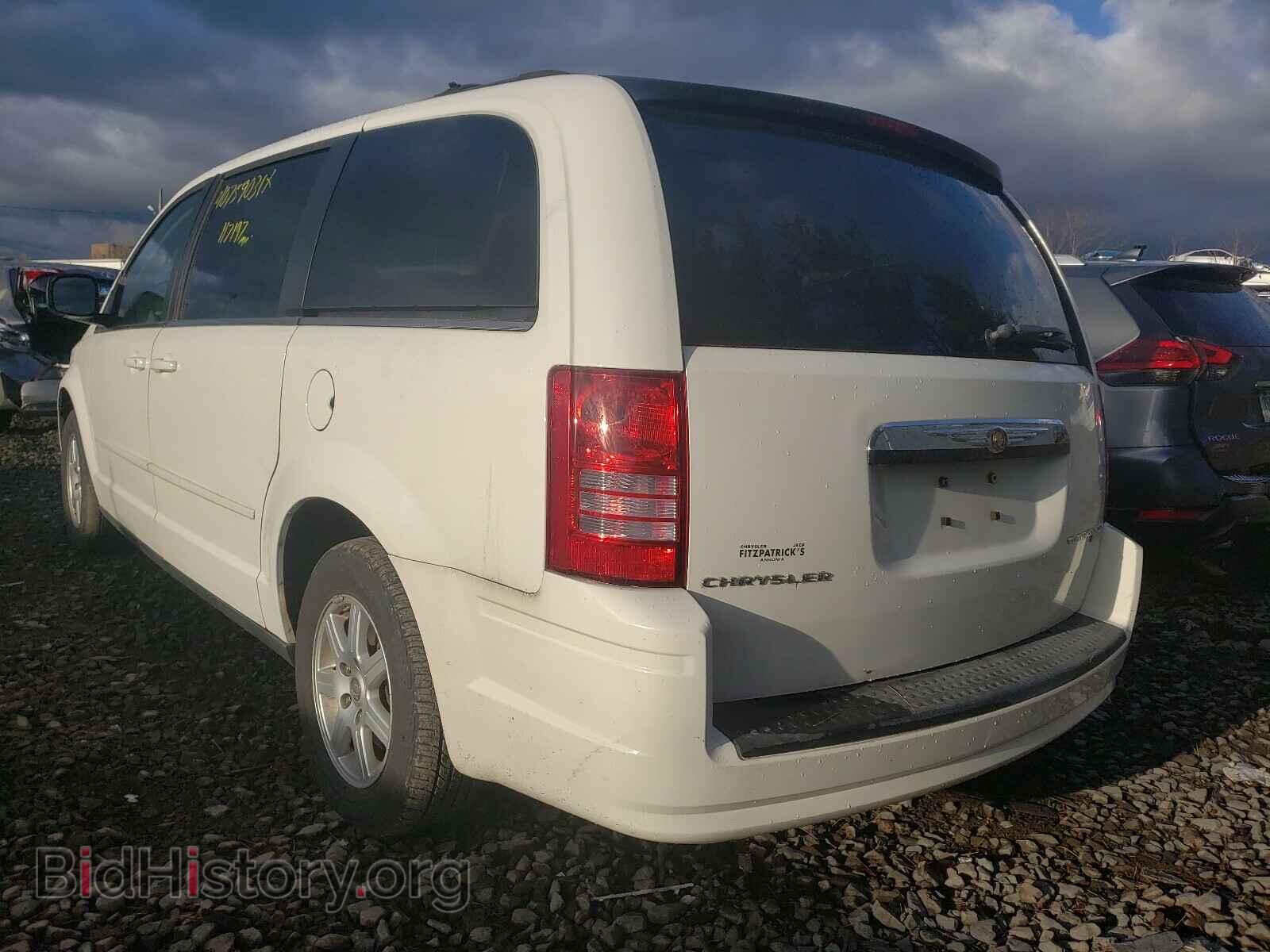 2010 CHRYSLER MINIVAN - VIN: 2A4RR2D1XAR400418 - Фото 3