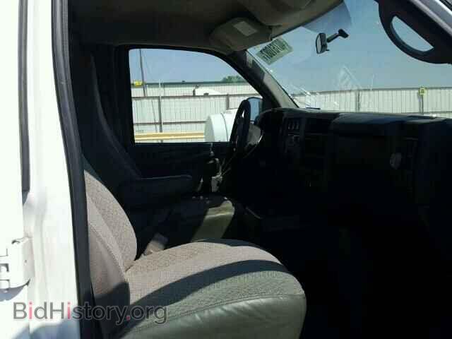 2011 GMC SAVANA - VIN: 1GTW7GBA6B1122928 - Фото 5