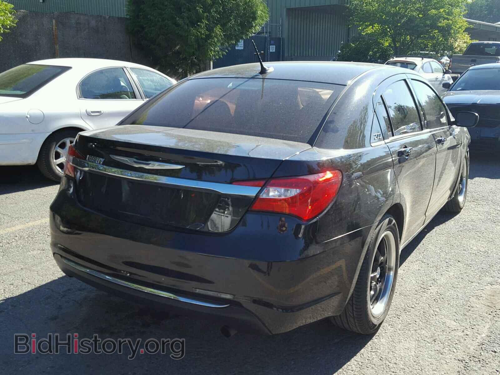 2013 CHRYSLER 200 - VIN: 1C3CCBAB7DN606313 - Фото 4