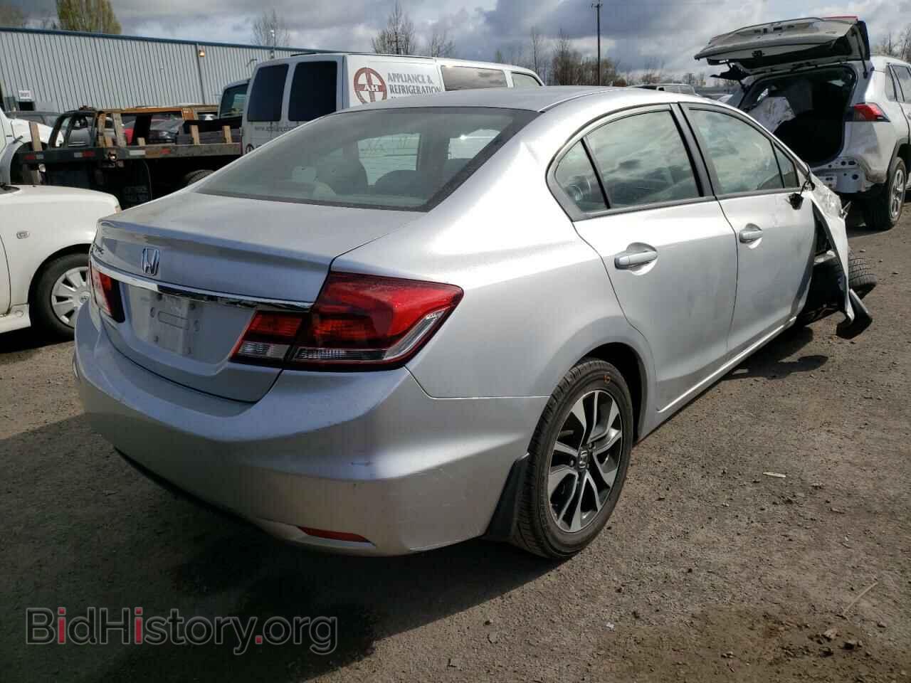 2013 HONDA CIVIC - VIN: 19XFB2F88DE237622 - Фото 4