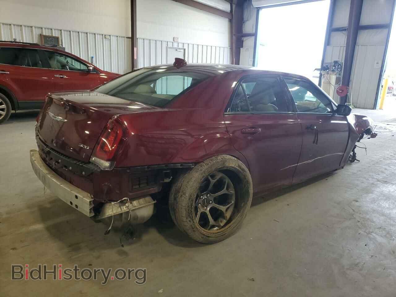 2017 CHRYSLER 300 - VIN: 2C3CCAAG9HH647434 - Фото 3