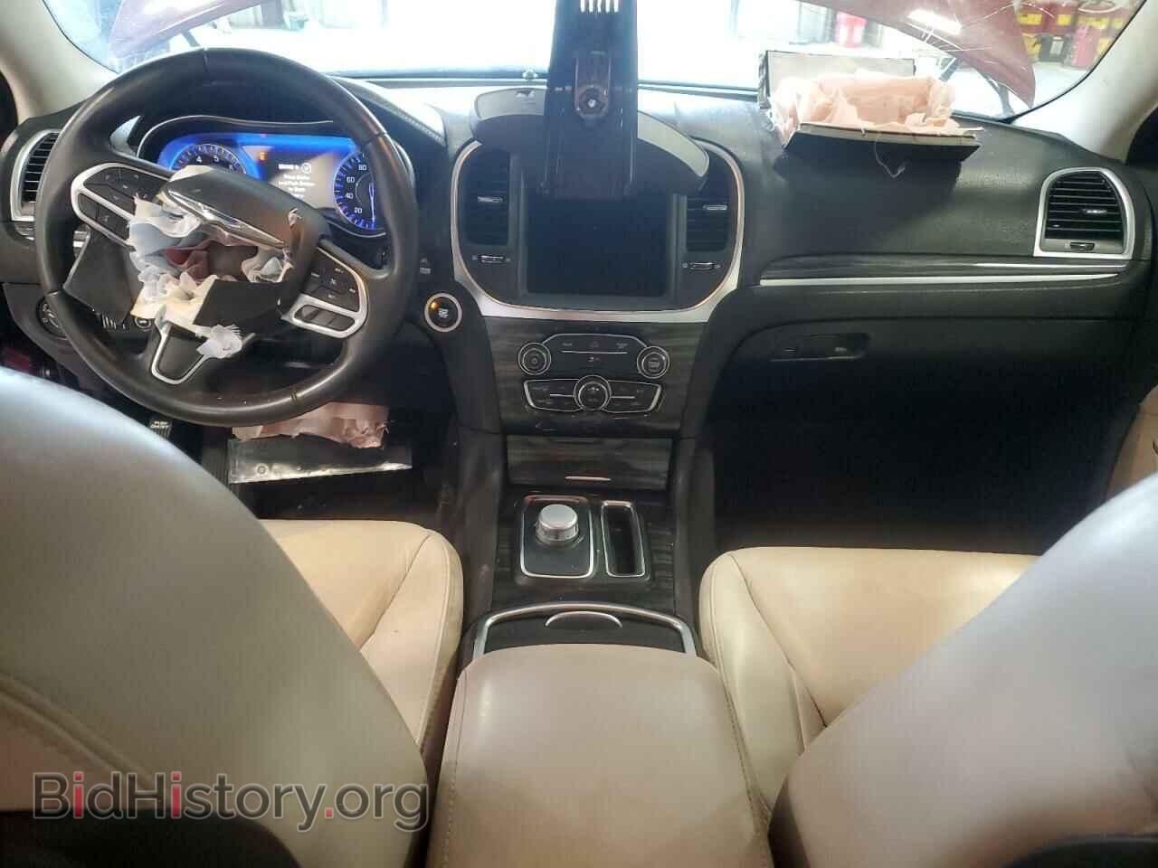 2017 CHRYSLER 300 - VIN: 2C3CCAAG9HH647434 - Фото 8
