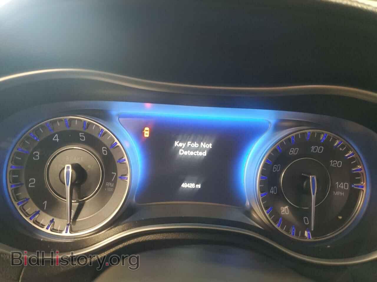 2017 CHRYSLER 300 - VIN: 2C3CCAAG9HH647434 - Фото 9