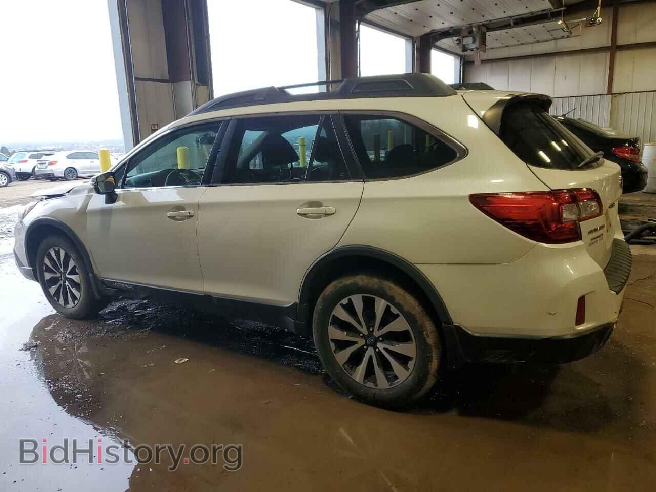 2015 SUBARU OUTBACK - VIN: 4S4BSAJC7F3332053 - Фото 2