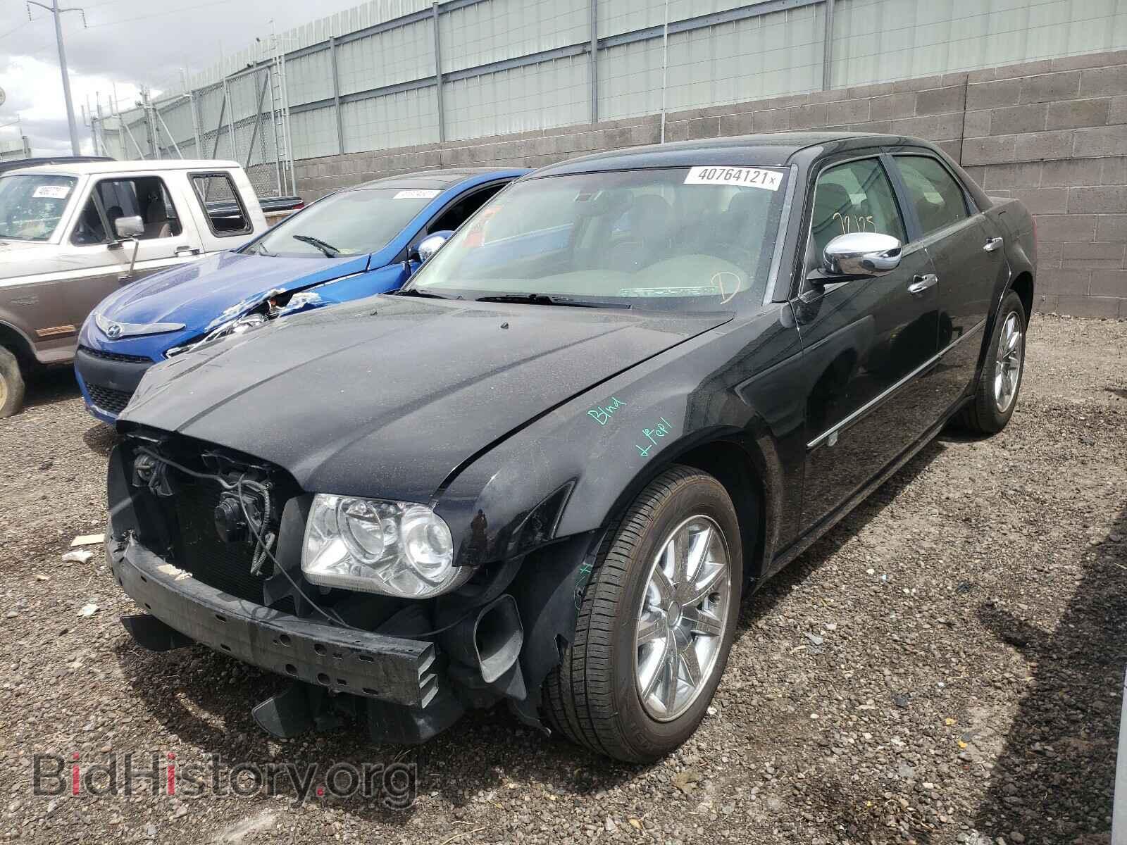 2010 CHRYSLER 300 - VIN: 2C3CA6CTXAH126208 - Фото 2