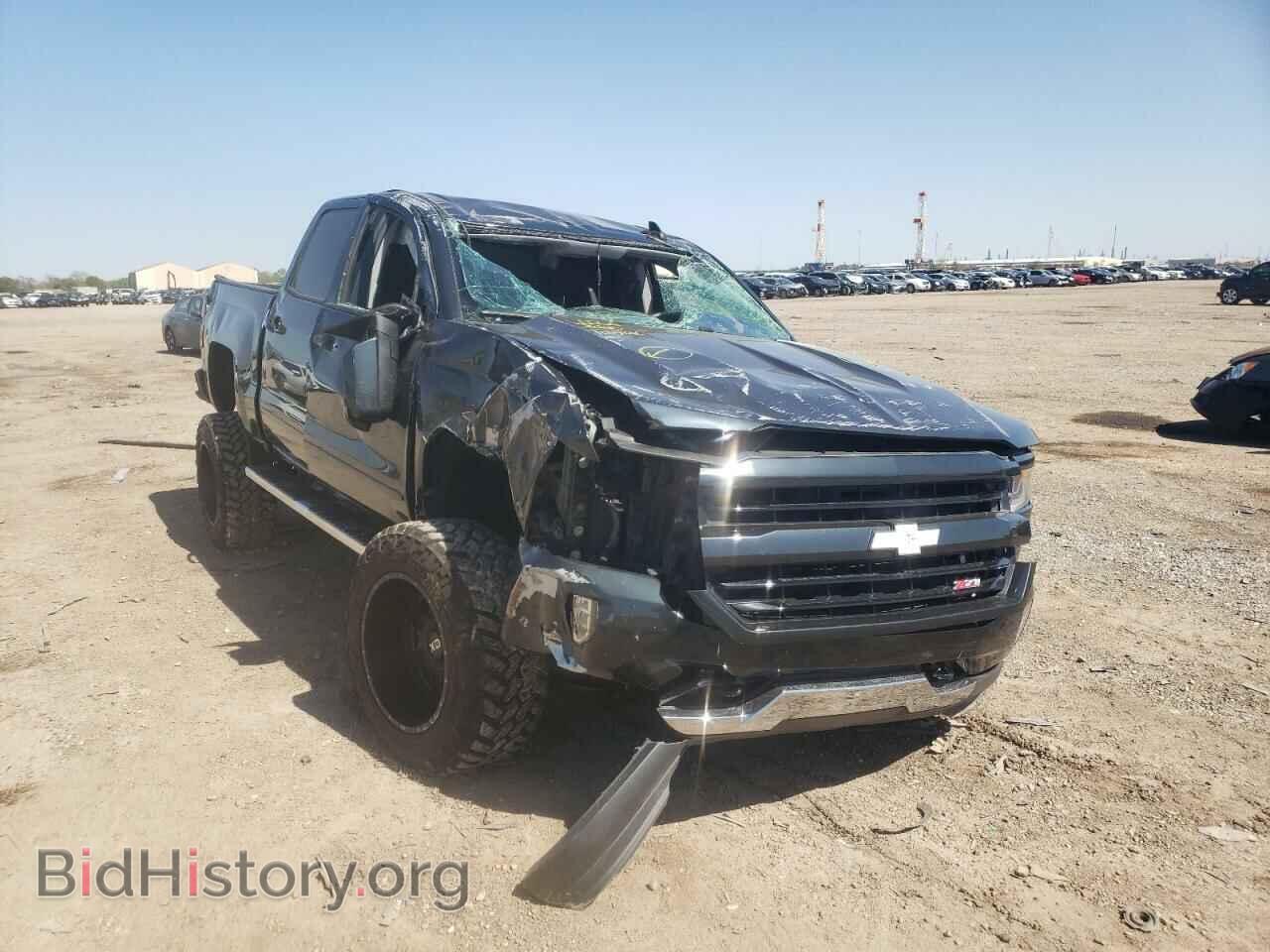 Photo 3GCUKREC4HG361998 - CHEVROLET SILVERADO 2017