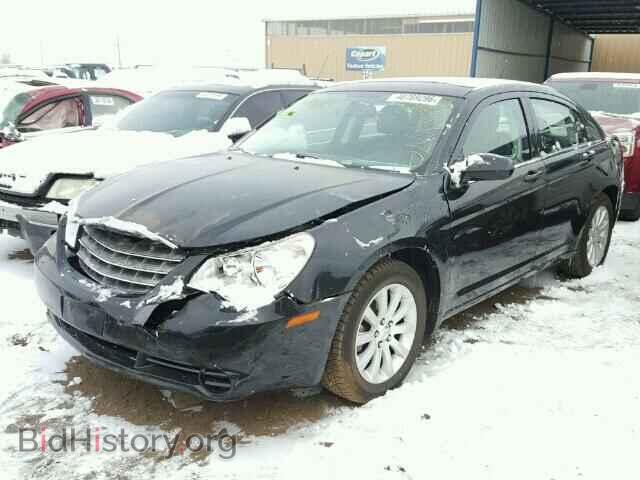 2010 CHRYSLER SEBRING - VIN: 1C3CC5FB9AN112931 - Photo 2