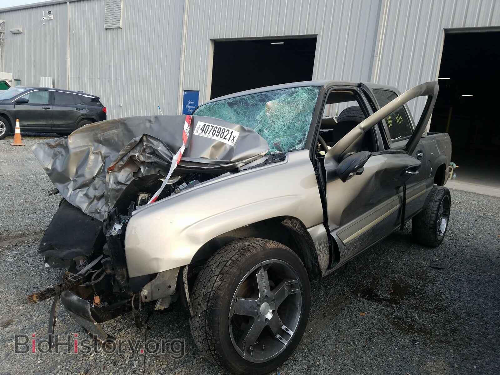 2006 CHEVROLET SILVERADO - VIN: 2GCEC13V061316294 - Фото 2