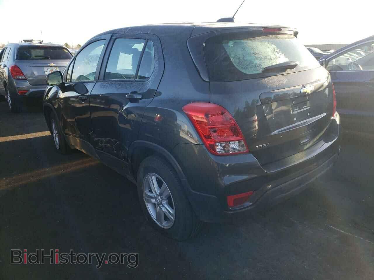 2019 CHEVROLET TRAX - VIN: 3GNCJKSB3KL374409 - Фото 3
