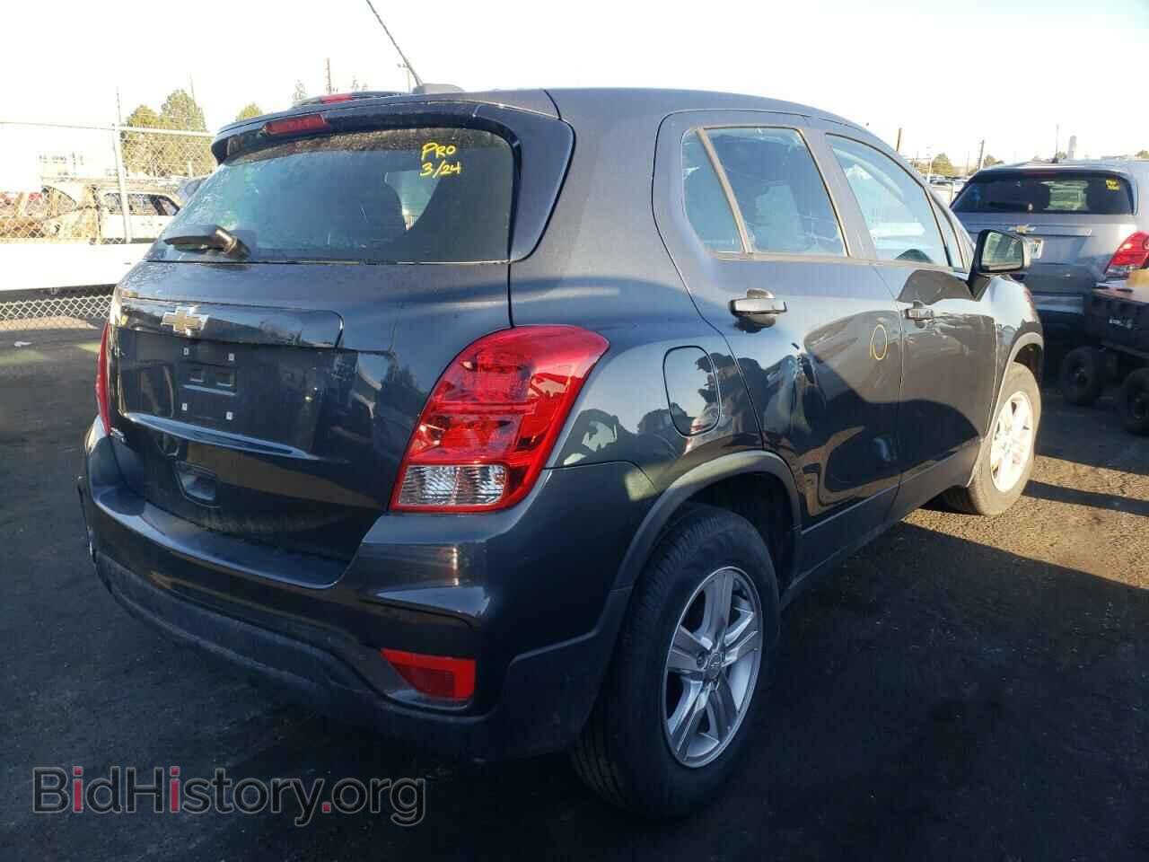 2019 CHEVROLET TRAX - VIN: 3GNCJKSB3KL374409 - Фото 4