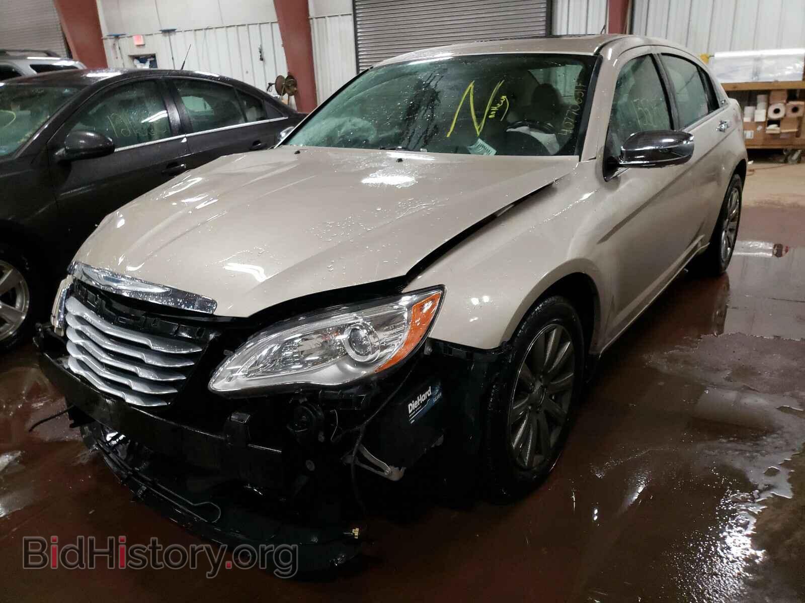 2014 CHRYSLER 200 - VIN: 1C3CCBCG0EN136006 - Фото 2