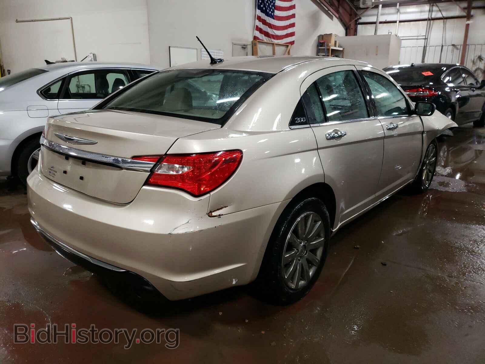 2014 CHRYSLER 200 - VIN: 1C3CCBCG0EN136006 - Фото 4