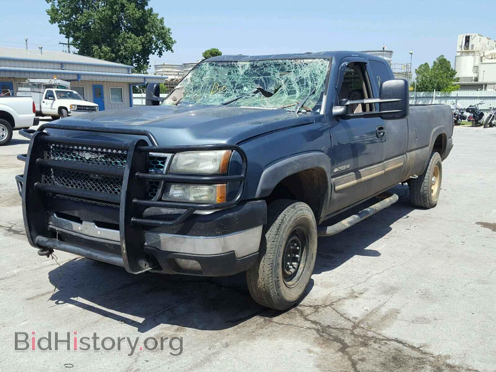 2006 CHEVROLET SILVERADO - VIN: 1GCHC29U96E189710 - Фото 2