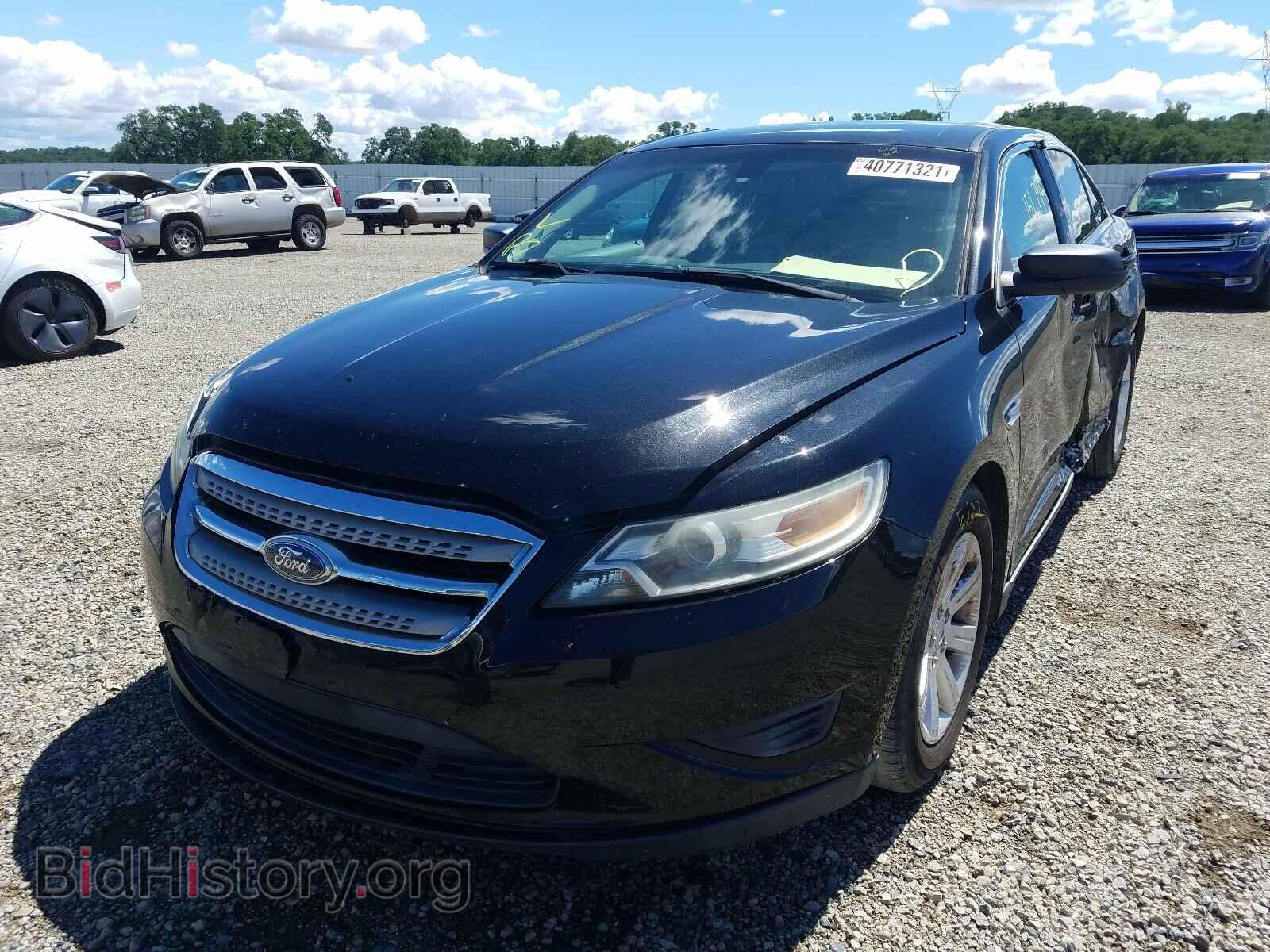 2010 FORD TAURUS - VIN: 1FAHP2DW5AG136325 - Фото 2