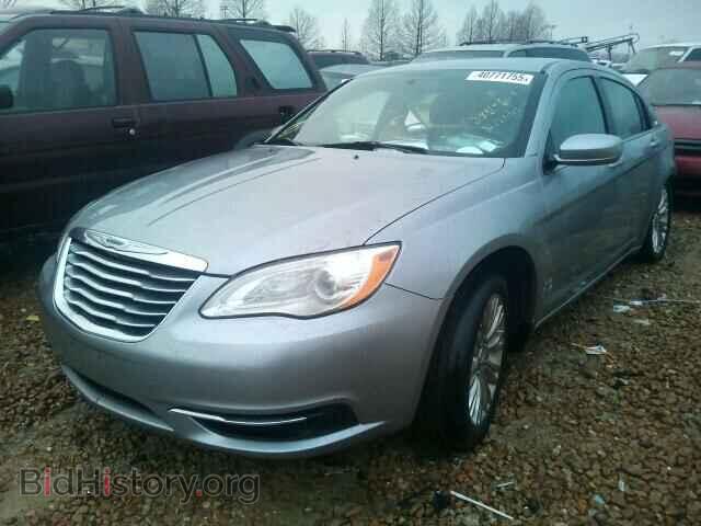 2013 CHRYSLER 200 - VIN: 1C3CCBAB4DN670972 - Фото 2