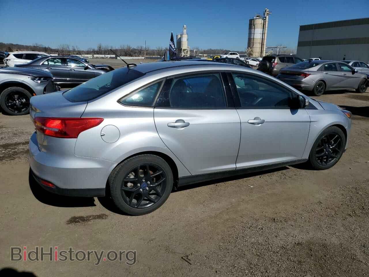 2016 FORD FOCUS - VIN: 1FADP3FE4GL215977 - Photo 3