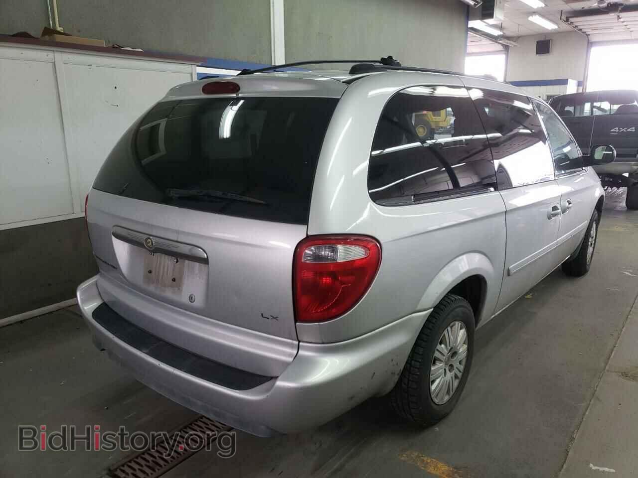 2006 CHRYSLER MINIVAN - VIN: 2A4GP44R66R705663 - Фото 4