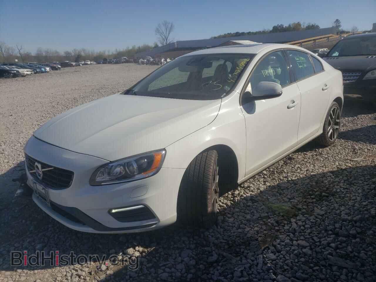 2017 VOLVO S60 - VIN: YV126MFL4H2425408 - Photo 2
