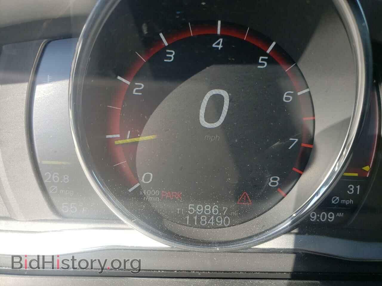 2017 VOLVO S60 - VIN: YV126MFL4H2425408 - Photo 8