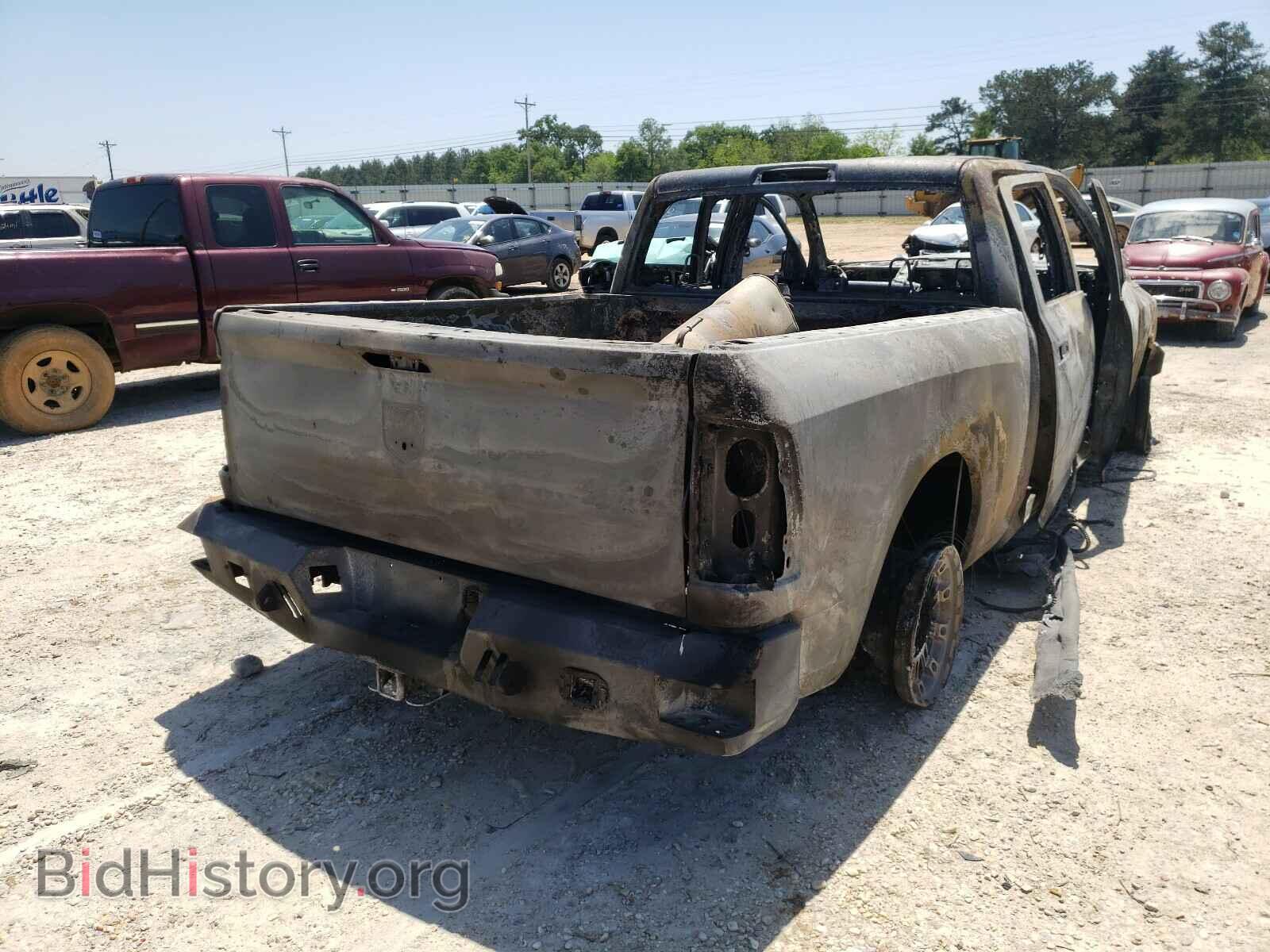 2017 RAM 2500 - VIN: 3C6UR5CJ5HG625209 - Фото 4