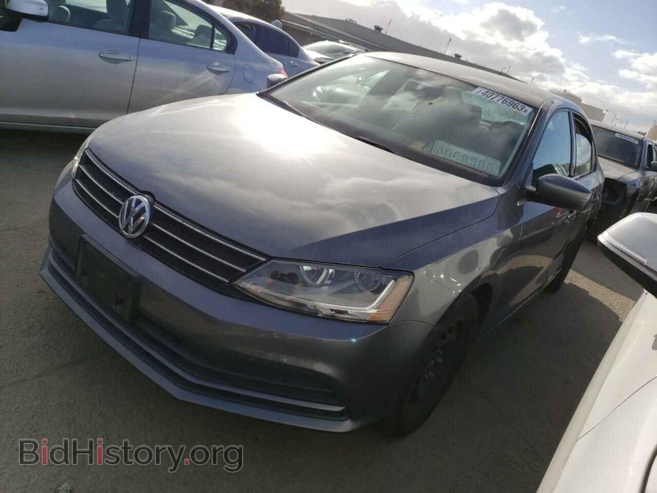 Photo 3VW167AJ6HM405014 - VOLKSWAGEN JETTA 2017