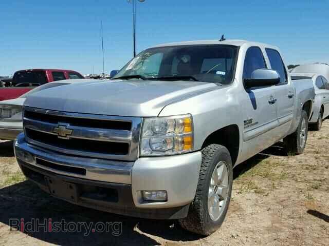 2011 CHEVROLET SILVERADO - VIN: 3GCPKSE33BG169337 - Фото 2