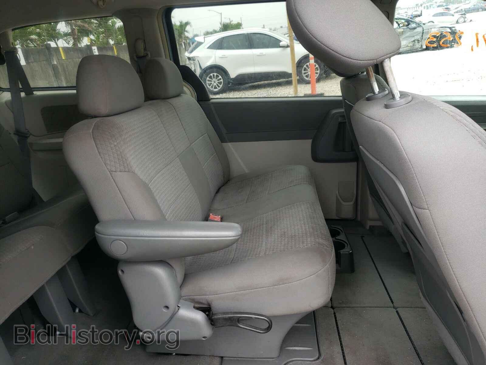 2008 CHRYSLER MINIVAN - VIN: 2A8HR44H78R746777 - Photo 6