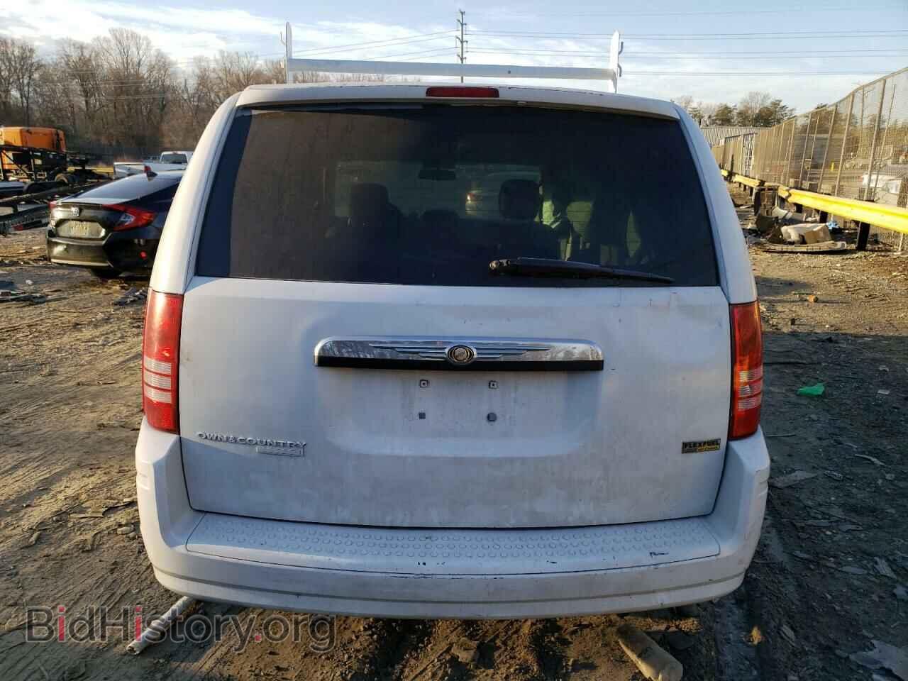 2008 CHRYSLER MINIVAN - VIN: 2A8HR44H68R708005 - Фото 6